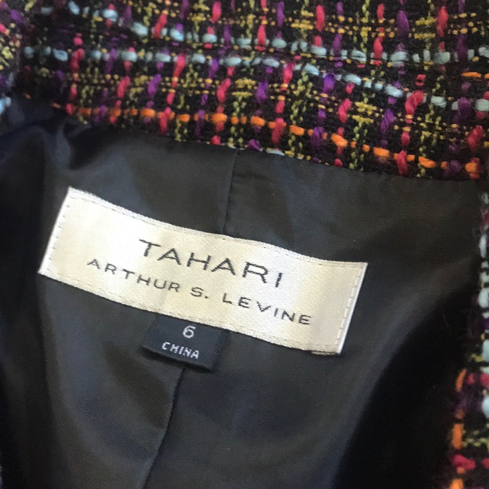 Tahari Arthur Levine size 6 blazer - Picture 7 of 8